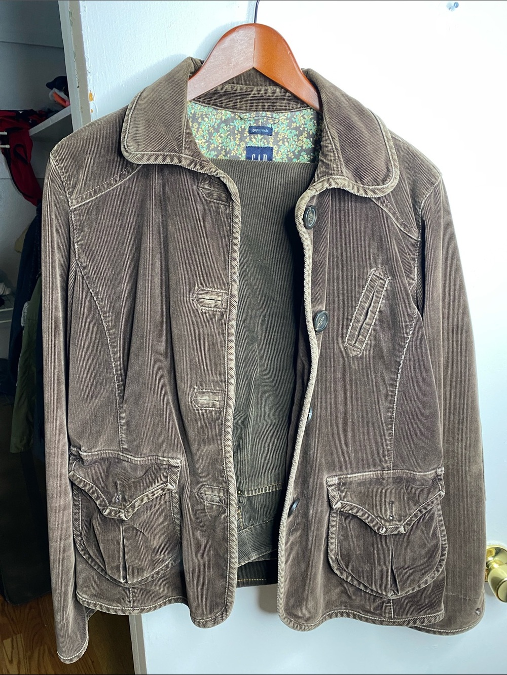 GAP Unisex Brown Corduroy Shirt Jacket with Flap Pockets and 2 assorted pants.